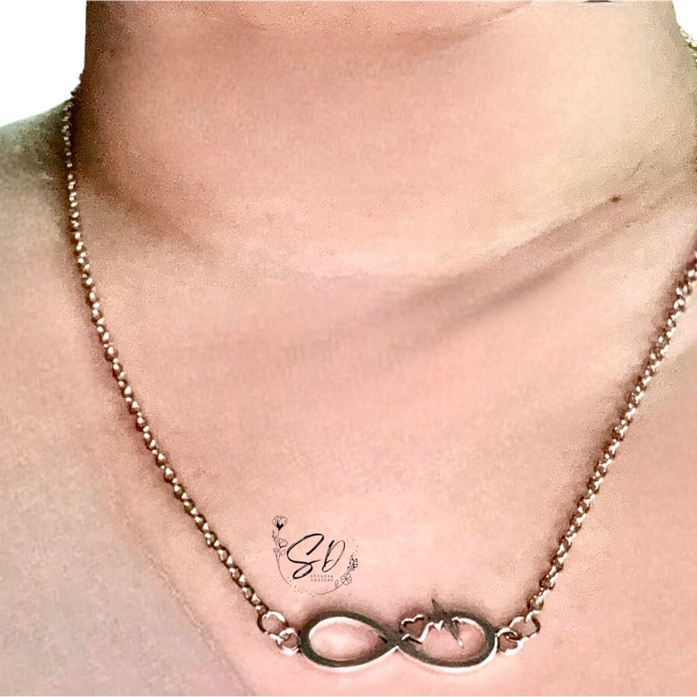 Infinity necklace 21” stainless steel